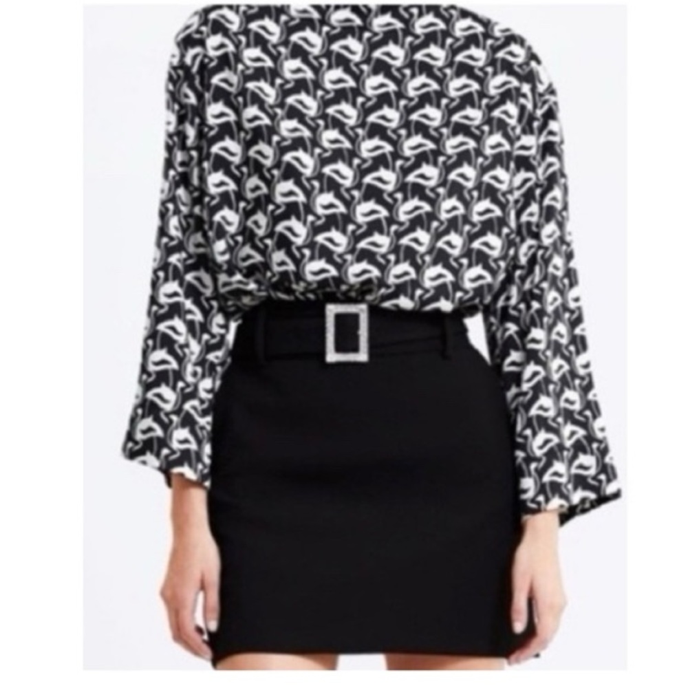 Zara Printed Boat Neck Back Button Long Sleeve‎ Blouse NWT